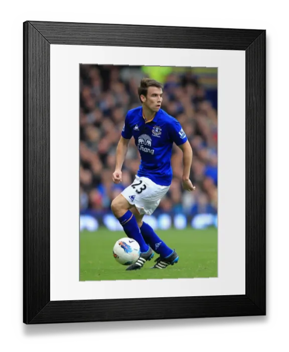 Framed Print : Seamus Coleman in Action: Everton vs Manchester United, Barclays Premier League at Goodison Park (2011) Framed Print : Seamus Coleman in Action: Everton vs Manchester United, Barclays Premier League at Goodison Park (2011)
