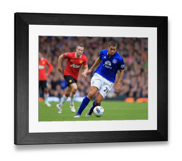 Framed Print : Jack Rodwell in Action: Everton vs Manchester United, Barclays Premier League (29 October 2011)