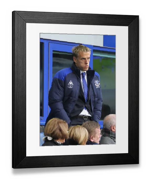 Framed Print : Phil Neville's Homecoming: Everton vs Manchester United, Barclays Premier League - Goodison Park (29 October 2011)