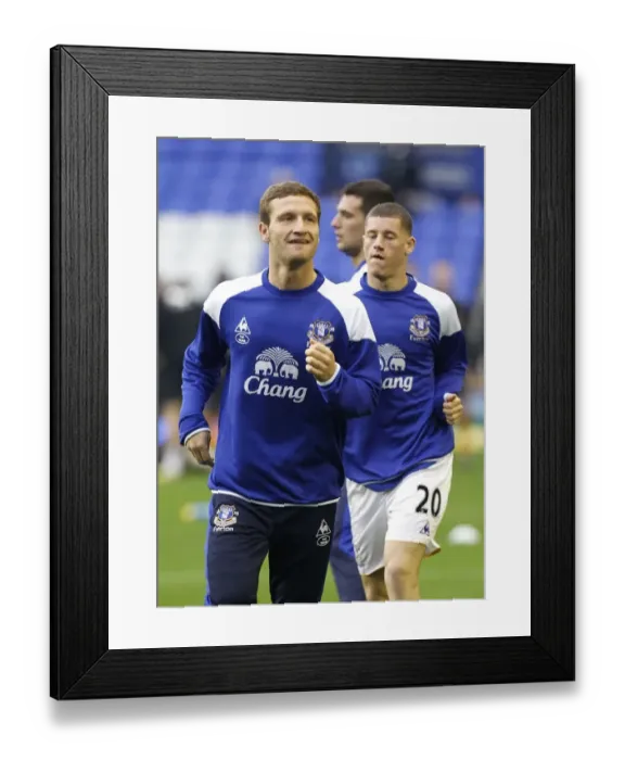 Framed Print : Everton FC: Mustafi and Barkley Leading Warm-Up Ahead of Wolves Clash (Nov 2011) Framed Print : Everton FC: Mustafi and Barkley Leading Warm-Up Ahead of Wolves Clash (Nov 2011)