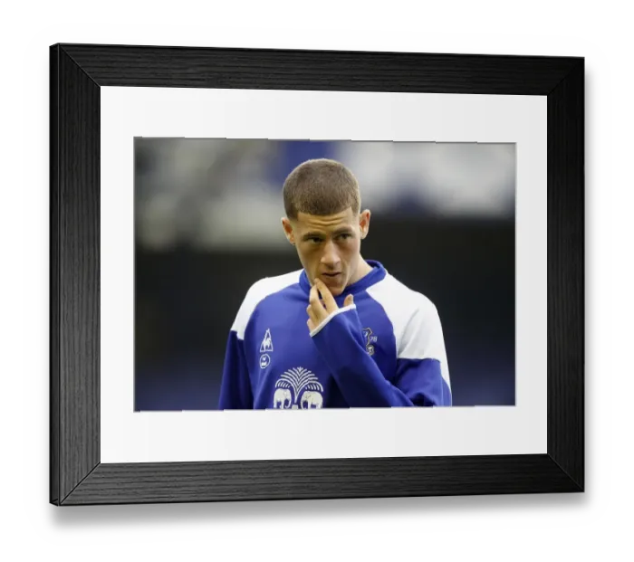 Framed Print : Ross Barkley's Standout Display: Everton vs. Wolverhampton Wanderers, Premier League (19 November 2011) Framed Print : Ross Barkley's Standout Display: Everton vs. Wolverhampton Wanderers, Premier League (19 November 2011)