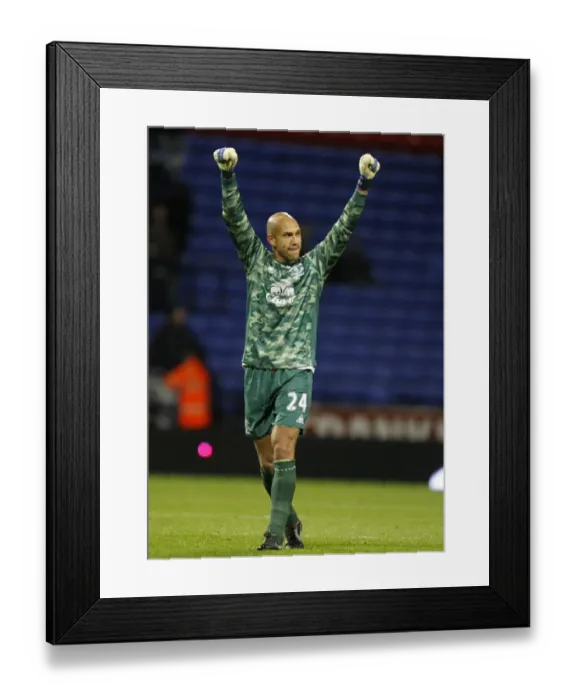 Framed Print : Tim Howard in Action: Everton vs. Bolton Wanderers, Premier League (November 26, 2011, Reebok Stadium) Framed Print : Tim Howard in Action: Everton vs. Bolton Wanderers, Premier League (November 26, 2011, Reebok Stadium)