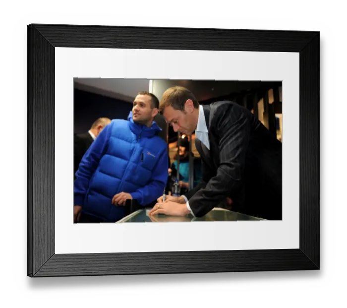 Framed Print : Duncan Ferguson: Everton Two Store Signing - Premier League XI DVD Framed Print : Duncan Ferguson: Everton Two Store Signing - Premier League XI DVD