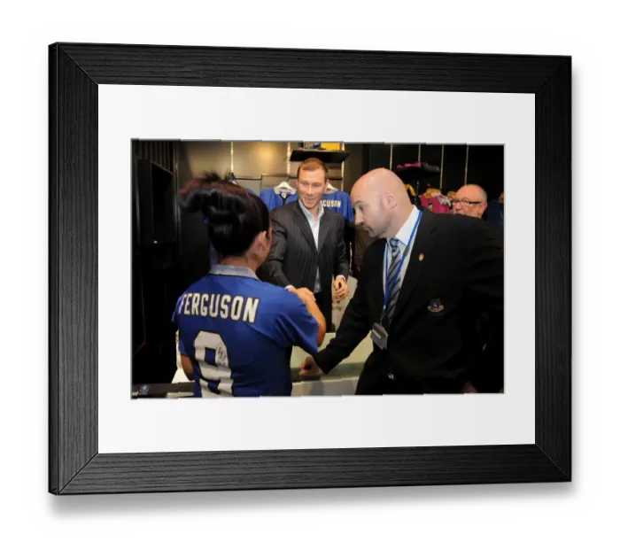 Framed Print : Duncan Ferguson: Everton Two Store - Signing Everton's Premier League XI DVD