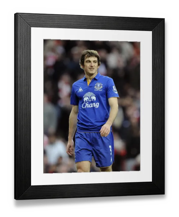 Framed Print : Leighton Baines in Action: Everton vs. Arsenal, Barclays Premier League, Emirates Stadium (10 December 2011) Framed Print : Leighton Baines in Action: Everton vs. Arsenal, Barclays Premier League, Emirates Stadium (10 December 2011)