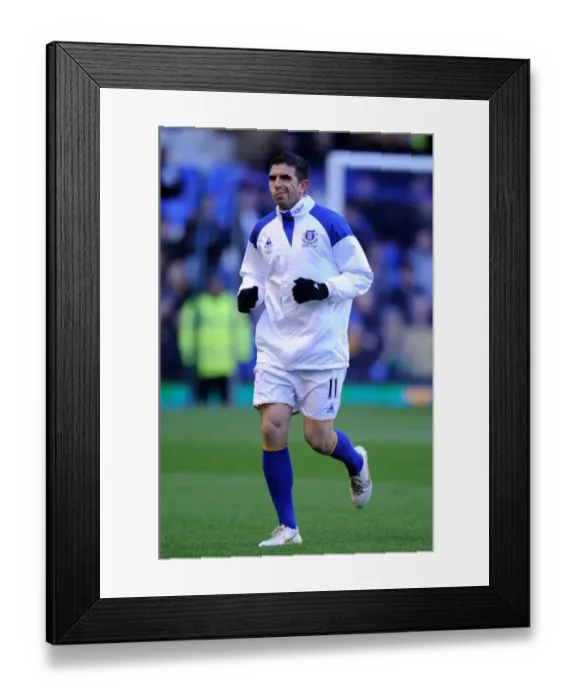 Framed Print : Denis Stracqualursi's Decisive Goal: Everton's Win Against Norwich City (17 December 2011, Premier League) Framed Print : Denis Stracqualursi's Decisive Goal: Everton's Win Against Norwich City (17 December 2011, Premier League)