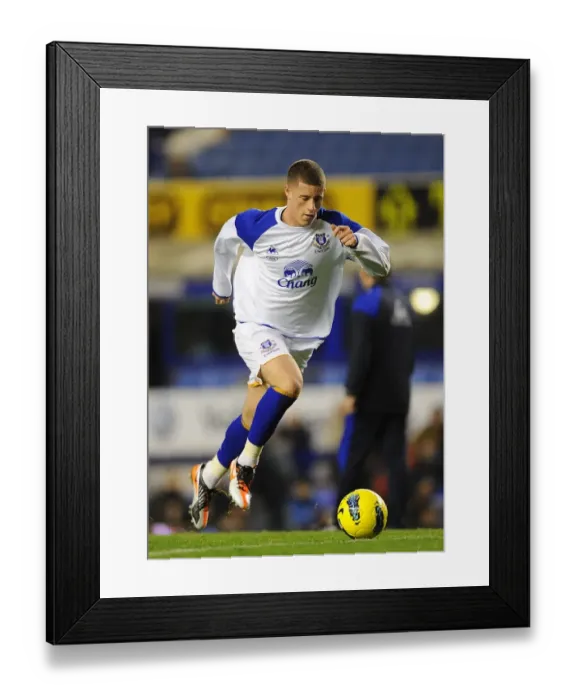 Framed Print : Everton's Ross Barkley: Pre-Match Focus at Goodison Park (vs Swansea City, Barclays Premier League, 21 December 2011) Framed Print : Everton's Ross Barkley: Pre-Match Focus at Goodison Park (vs Swansea City, Barclays Premier League, 21 December 2011)