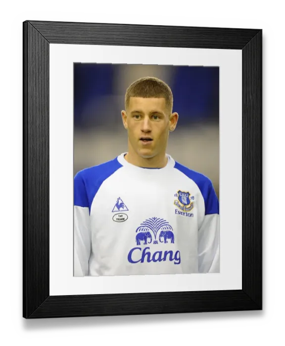 Framed Print : Ross Barkley's Thrilling Performance: Everton vs Swansea City, Premier League (21 December 2011, Goodison Park)