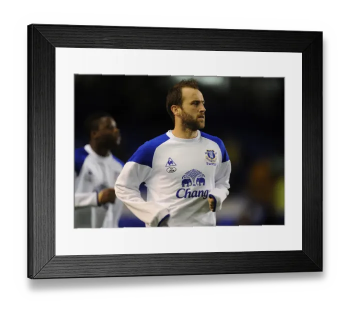 Framed Print : James McFadden's Stunner: Everton's Winning Goal Against Swansea City (21 December 2011, Goodison Park) Framed Print : James McFadden's Stunner: Everton's Winning Goal Against Swansea City (21 December 2011, Goodison Park)
