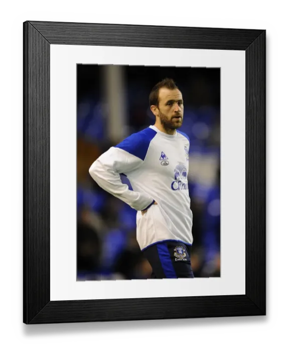 Framed Print : James McFadden's Stunner: Everton's Epic Goal Against Swansea City (21 December 2011, Goodison Park) Framed Print : James McFadden's Stunner: Everton's Epic Goal Against Swansea City (21 December 2011, Goodison Park)
