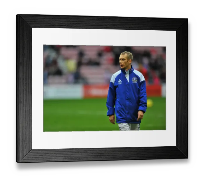 Framed Print : Tony Hibbert in Action: Everton vs. Sunderland, Barclays Premier League, Stadium of Light (2011)