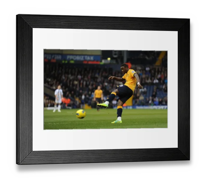Framed Print : Everton's Magaye Gueye Unleashes a Shot at The Hawthorns: Everton vs. West Bromwich Albion, Barclays Premier League (01 January 2012) Framed Print : Everton's Magaye Gueye Unleashes a Shot at The Hawthorns: Everton vs. West Bromwich Albion, Barclays Premier League (01 January 2012)