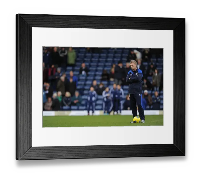 Framed Print : David Moyes at The Hawthorns: Everton vs. West Bromwich Albion, Barclays Premier League (01 January 2012) Framed Print : David Moyes at The Hawthorns: Everton vs. West Bromwich Albion, Barclays Premier League (01 January 2012)