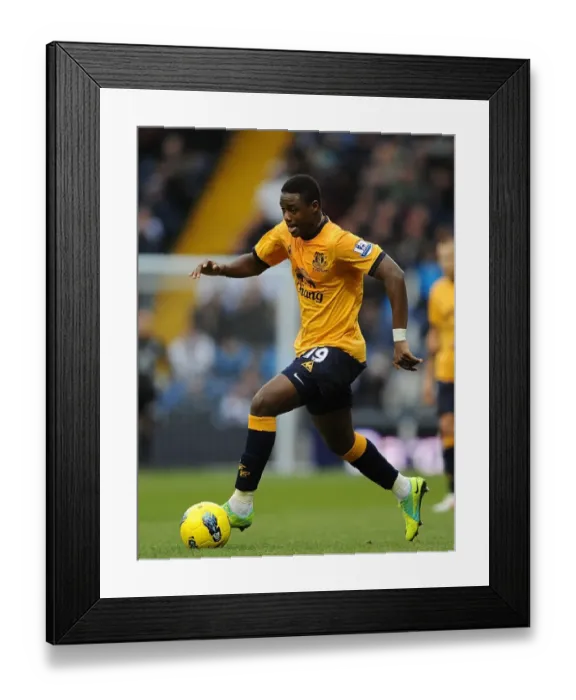 Framed Print : Magaye Gueye in Action: Everton vs. West Bromwich Albion, Premier League (01 January 2012) Framed Print : Magaye Gueye in Action: Everton vs. West Bromwich Albion, Premier League (01 January 2012)