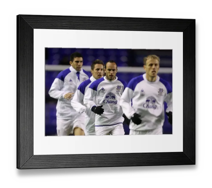 Framed Print : Landon Donovan Joins Everton FC Team Warm-up Before Everton vs Bolton Wanderers (04 January 2012) Framed Print : Landon Donovan Joins Everton FC Team Warm-up Before Everton vs Bolton Wanderers (04 January 2012)