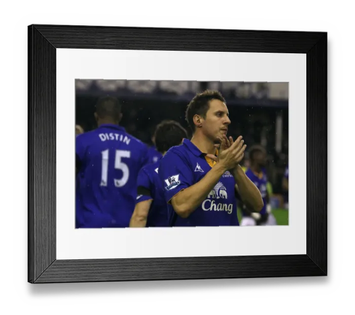 Framed Print : Everton Players, Led by Phil Jagielka, Pay Tribute to Fans Before Kick-off vs Bolton Wanderers (04 January 2012) Framed Print : Everton Players, Led by Phil Jagielka, Pay Tribute to Fans Before Kick-off vs Bolton Wanderers (04 January 2012)
