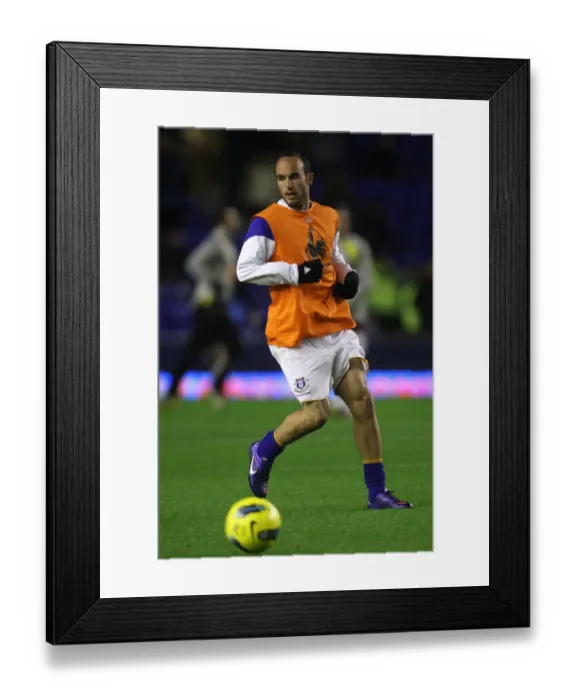 Framed Print : Landon Donovan in Action: Everton vs Bolton Wanderers (04.01.2012) Framed Print : Landon Donovan in Action: Everton vs Bolton Wanderers (04.01.2012)