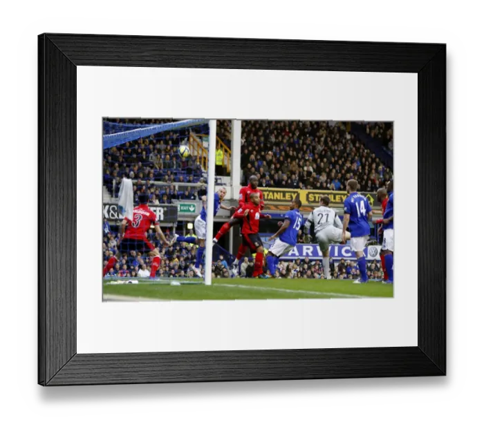 Framed Print : FA Cup - Third Round - Everton v Tamworth - Goodison Park Framed Print : FA Cup - Third Round - Everton v Tamworth - Goodison Park