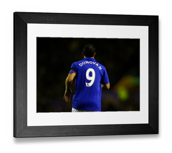 Framed Print : Landon Donovan at Goodison Park: Everton's Star Performance against Tamworth in FA Cup Round 3 (07.01.2012) Framed Print : Landon Donovan at Goodison Park: Everton's Star Performance against Tamworth in FA Cup Round 3 (07.01.2012)