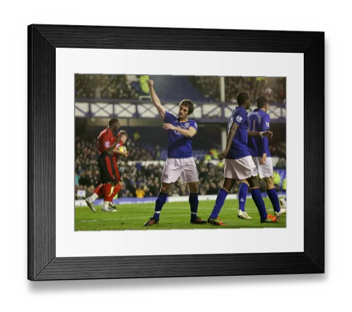 Framed Print : Leighton Baines Penalty: Everton's FA Cup Victory over Tamworth (07.01.2012) Framed Print : Leighton Baines Penalty: Everton's FA Cup Victory over Tamworth (07.01.2012)