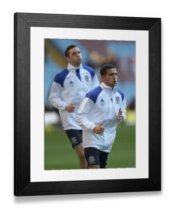 Framed Print : Tim Cahill of Everton Prepares for Aston Villa vs. Everton in Barclays Premier League (January 14, 2012)