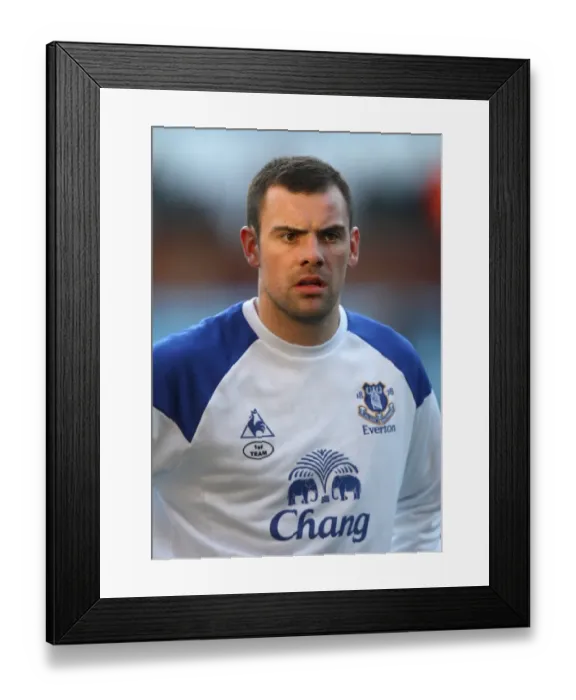 Framed Print : Everton's Darron Gibson in Action: Premier League Showdown against Aston Villa (January 2012) Framed Print : Everton's Darron Gibson in Action: Premier League Showdown against Aston Villa (January 2012)