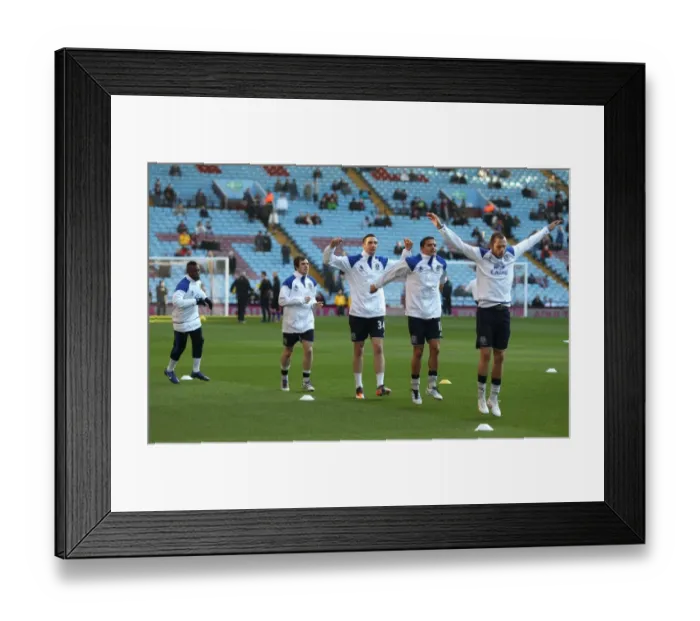 Framed Print : Everton FC Players Gear Up for Aston Villa Showdown: Drenthe, Baines, Duffy, Cahill, Heitinga Framed Print : Everton FC Players Gear Up for Aston Villa Showdown: Drenthe, Baines, Duffy, Cahill, Heitinga