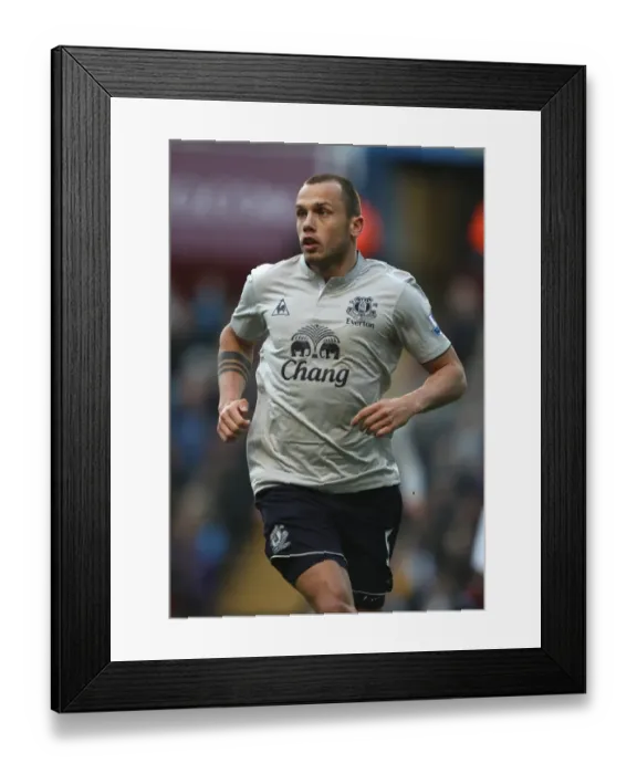 Framed Print : Heitinga in Action: Everton vs. Aston Villa, Barclays Premier League (14 January 2012) Framed Print : Heitinga in Action: Everton vs. Aston Villa, Barclays Premier League (14 January 2012)