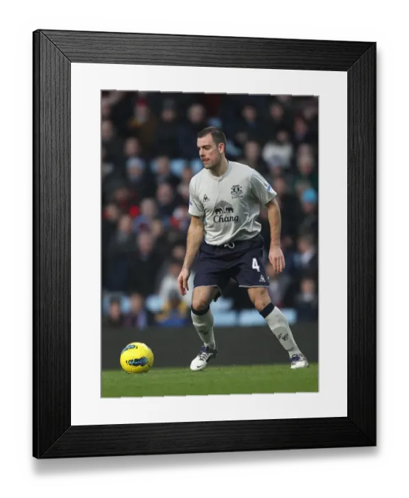 Framed Print : Everton's Darron Gibson in Action: Thrilling Moment from Everton vs. Aston Villa, Barclays Premier League (January 14, 2012) Framed Print : Everton's Darron Gibson in Action: Thrilling Moment from Everton vs. Aston Villa, Barclays Premier League (January 14, 2012)