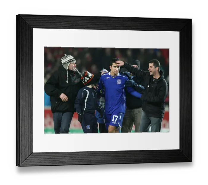 Framed Print : UEFA Cup - Round Of 32 - SK Brann v Everton - Brann Stadion Framed Print : UEFA Cup - Round Of 32 - SK Brann v Everton - Brann Stadion