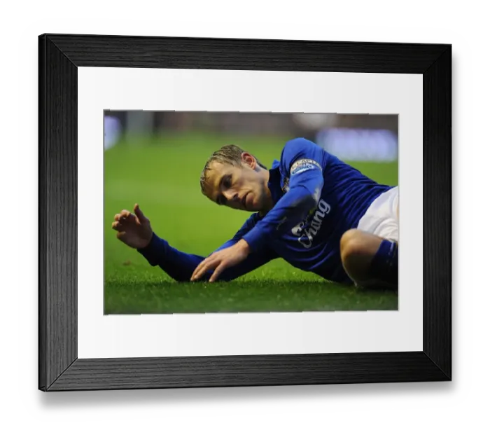 Framed Print : Phil Neville at Goodison Park: Everton vs Blackburn Rovers - Barclays Premier League Showdown