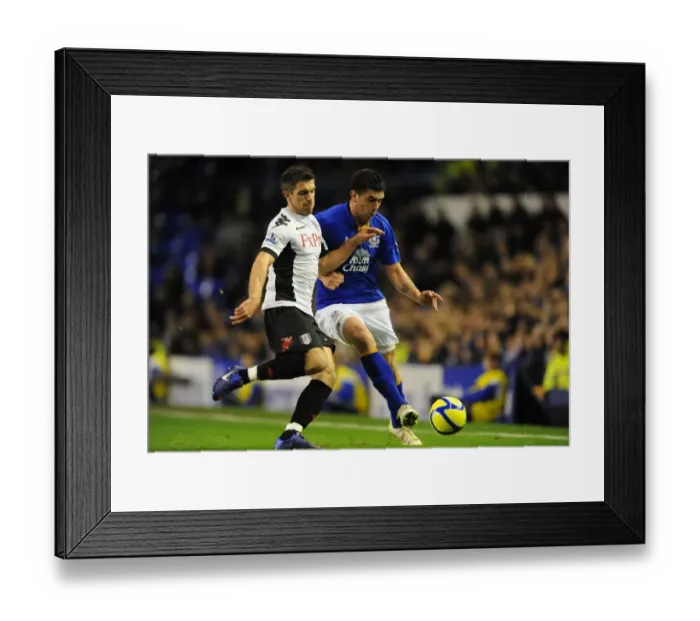 Framed Print : Stracqualursi vs Hughes: FA Cup Clash at Goodison Park Framed Print : Stracqualursi vs Hughes: FA Cup Clash at Goodison Park