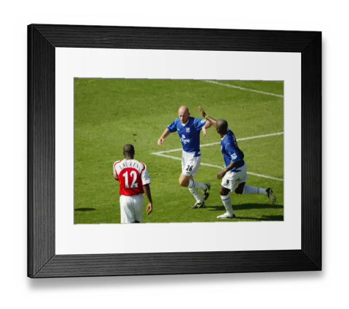Framed Print : Everton v Arsenal 15  /  8  /  04