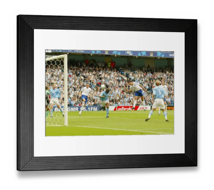 Framed Print : Manchester Derby: Tim Cahill at City of Manchester Stadium (Manchester City vs Everton, Barclays Premiership, September 11, 2004)