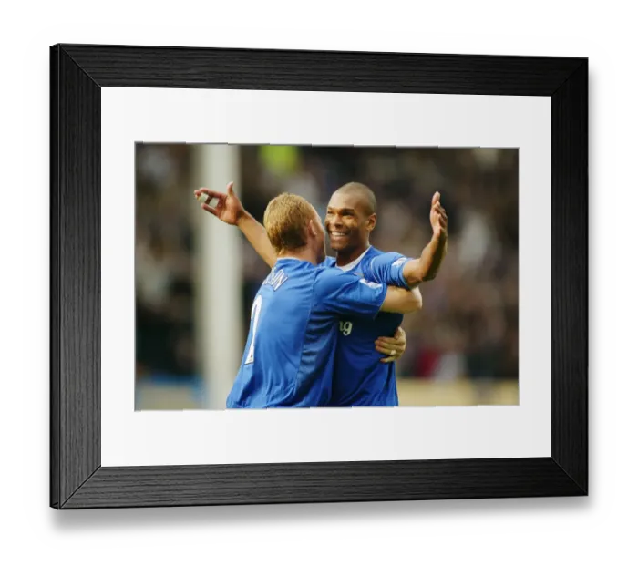 Framed Print : Marcus Bent's Goal Celebration: Everton vs. Middlesbrough, Barclays Premiership, Goodison Park (04-09-2004)