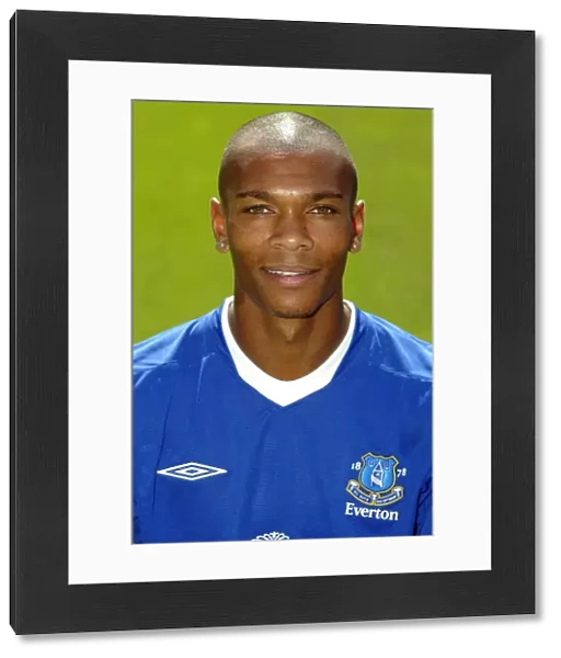 Marcus Bent with Everton FC: Team Picture and Portraits