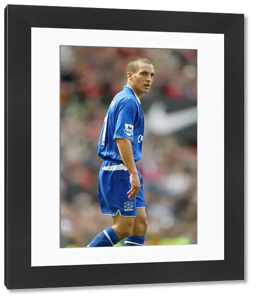 Leon Osman in Action for Everton vs Manchester United at Old Trafford, Barclays Premiership, 2004