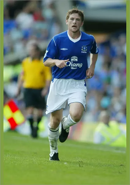 Gary Naysmith in Action for Everton against Arsenal, Barclays Premiership 04-05
