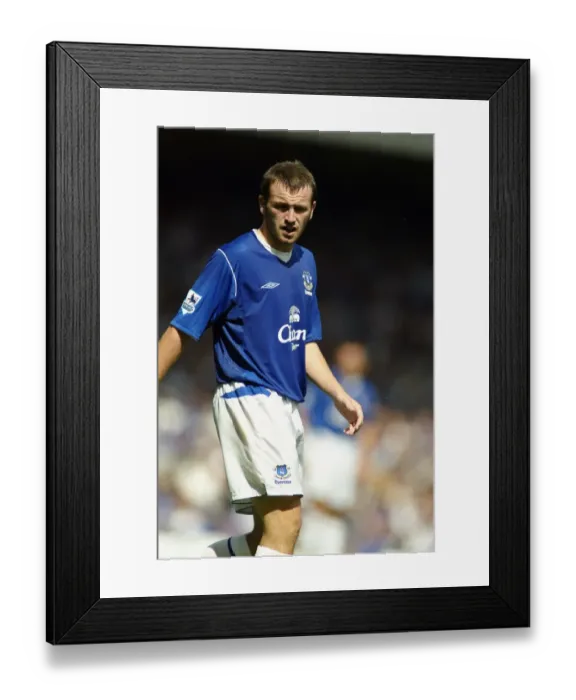 Framed Print : McFadden in Action: Everton vs Arsenal, Barclays Premiership 04-05
