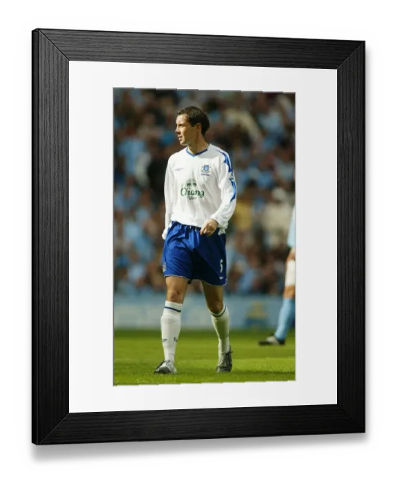 Framed Print : David Weir in Action for Everton vs Manchester City, Barclays Premiership 2004