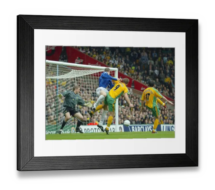 Framed Print : Duncan Ferguson heads home a late winner Framed Print : Duncan Ferguson heads home a late winner
