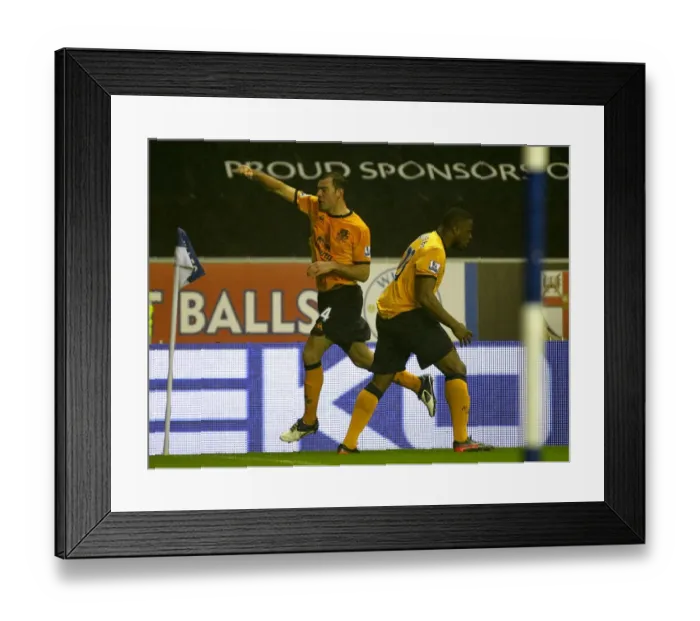 Framed Print : Anichebe and Gibson: Everton's Unforgettable Goal Celebration vs. Wigan Athletic (04 February 2012)