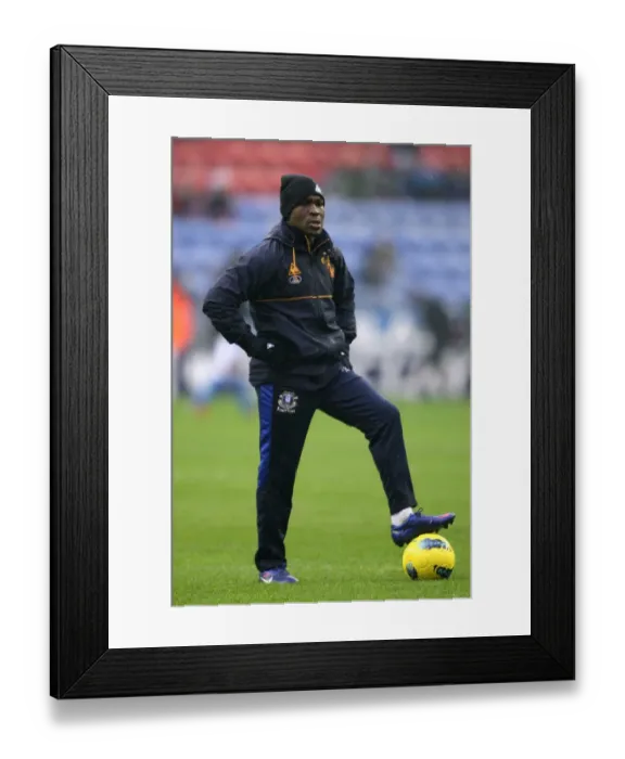 Framed Print : Royston Drenthe in Action: Everton vs. Wigan Athletic, Barclays Premier League (04 February 2012)