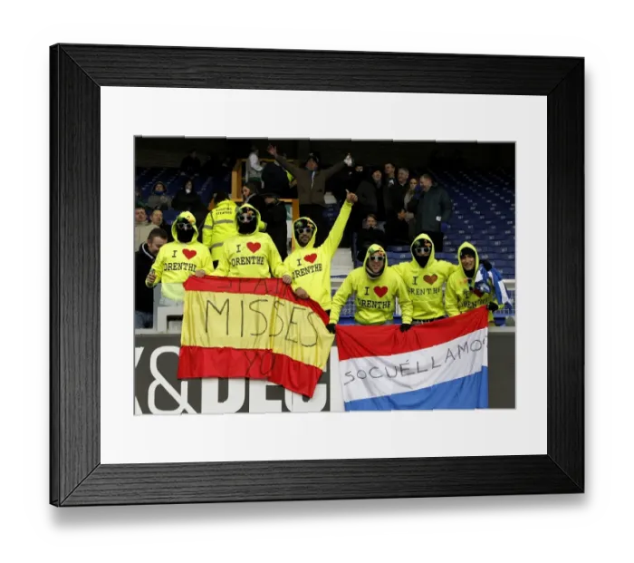 Framed Print : Everton Fans Unite: Royston Drenthe's Goodison Park Welcome (Everton vs Chelsea, 11 February 2012)