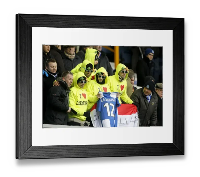 Framed Print : Everton FC: The Emotional Return of Royston Drenthe - Everton vs Chelsea (11 February 2012), Goodison Park