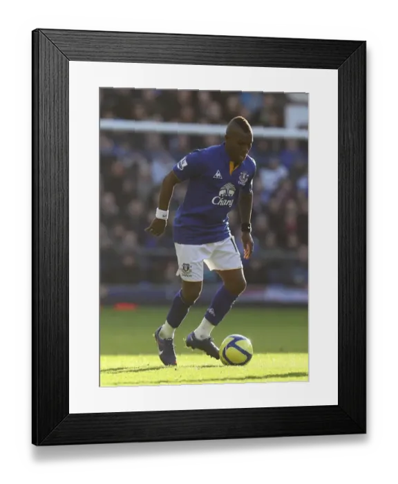 Framed Print : FA Cup Fifth Round Battle: Everton vs Blackpool - Royston Drenthe's Showdown at Goodison Park Framed Print : FA Cup Fifth Round Battle: Everton vs Blackpool - Royston Drenthe's Showdown at Goodison Park