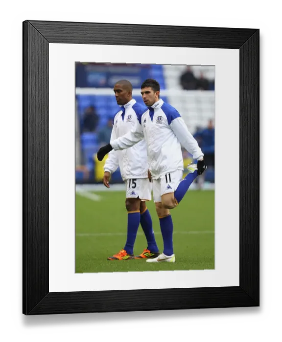 Framed Print : Fifth Round FA Cup Battle: Distin and Stracqualursi's Showdown at Goodison Park - Everton vs Blackpool (18 February 2012) Framed Print : Fifth Round FA Cup Battle: Distin and Stracqualursi's Showdown at Goodison Park - Everton vs Blackpool (18 February 2012)