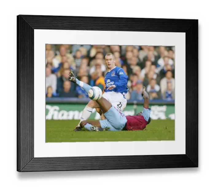 Framed Print : Everton vs. Aston Villa: 04-05 Season - The Unforgettable 1-1 Stalemate Framed Print : Everton vs. Aston Villa: 04-05 Season - The Unforgettable 1-1 Stalemate