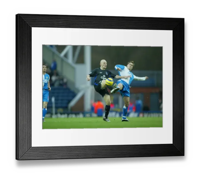 Framed Print : Thomas Gravesen in the heat of battle