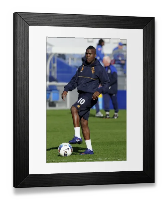 Framed Print : Everton vs. Queens Park Rangers: Royston Drenthe in Action (03.03.2012, Loftus Road) Framed Print : Everton vs. Queens Park Rangers: Royston Drenthe in Action (03.03.2012, Loftus Road)